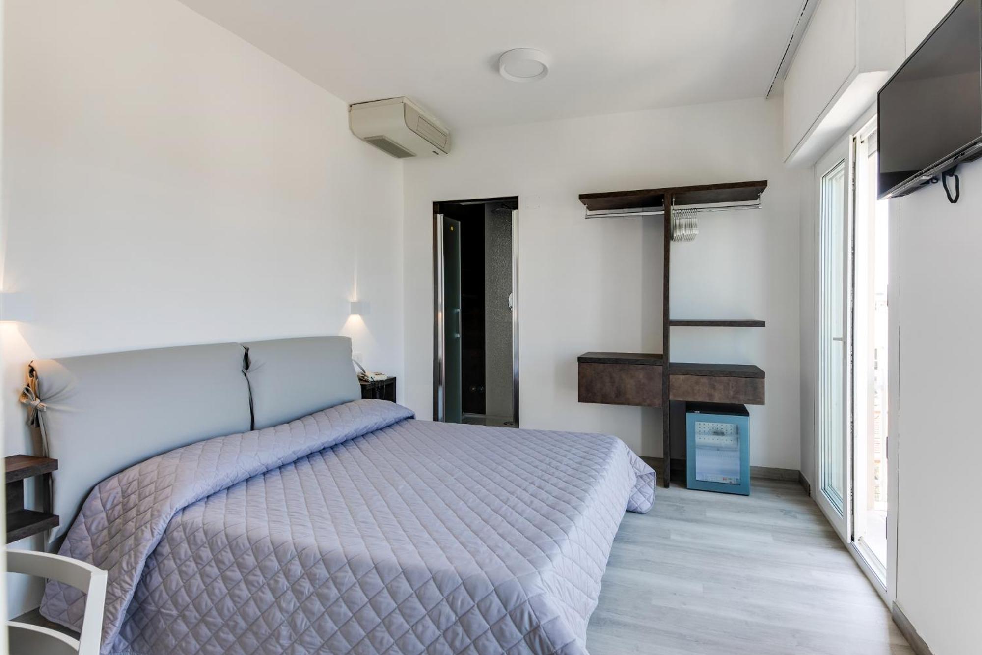 Marittimo Riccione - Hotel Clipper Fronte Mare Luaran gambar