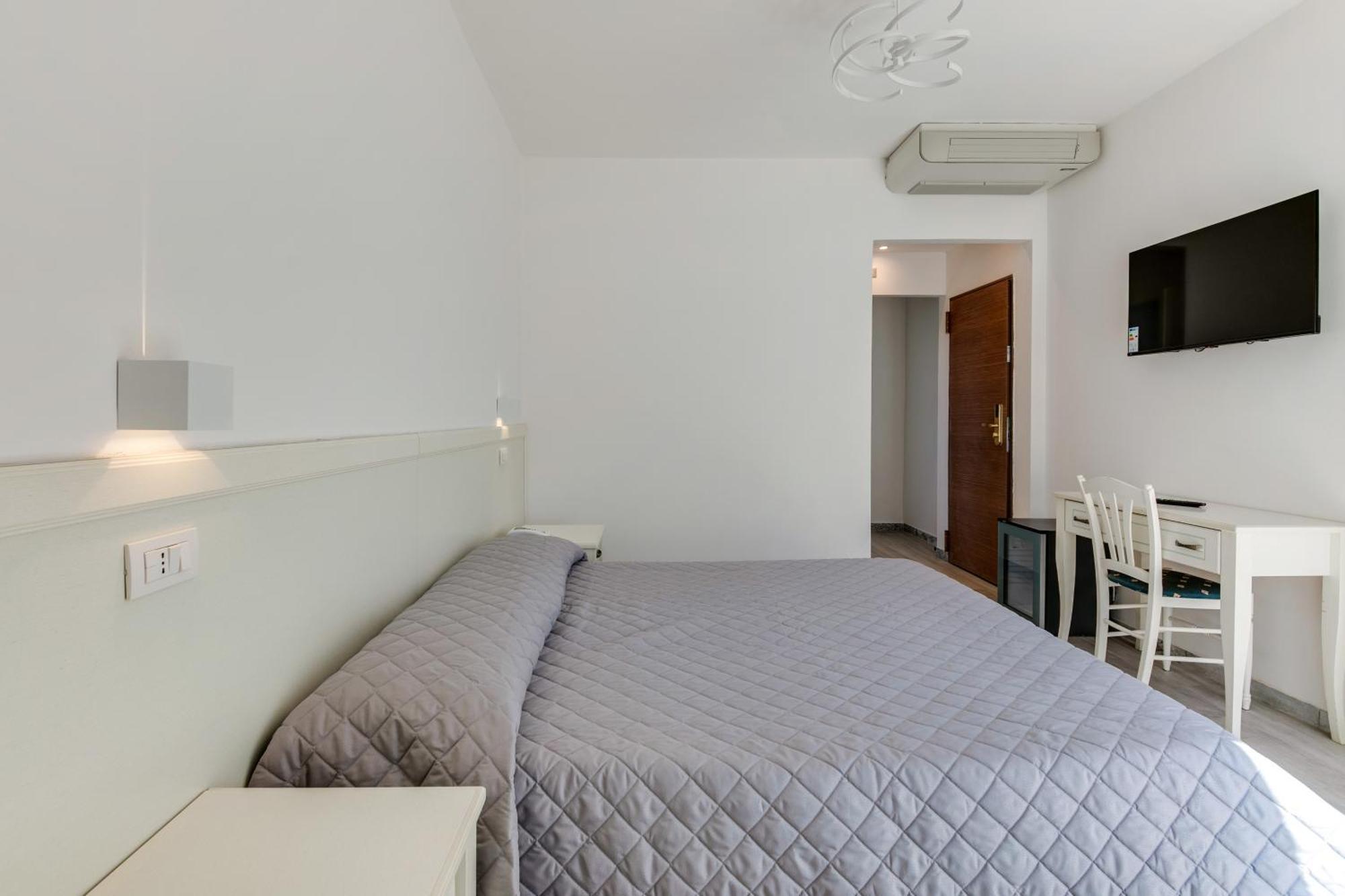 Marittimo Riccione - Hotel Clipper Fronte Mare Luaran gambar
